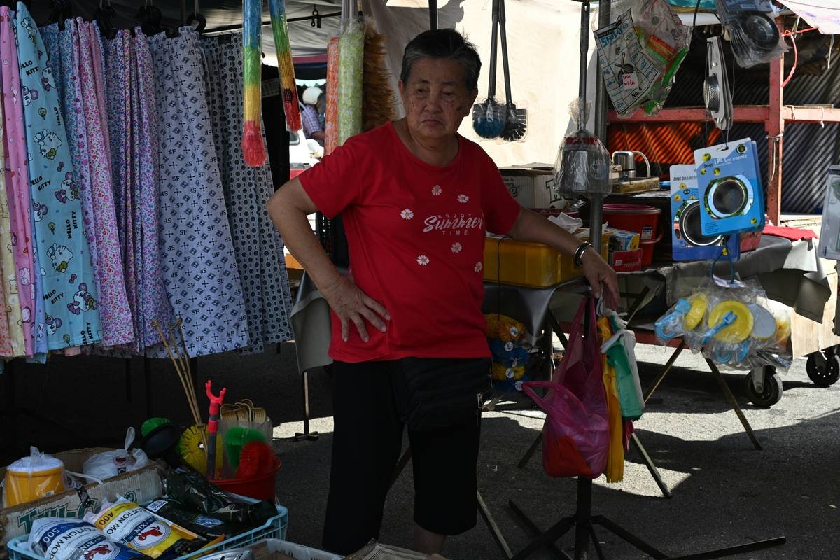 How to Thrive as a Convention Vendor: Mastering Credit Cards and Insurance for Your Business